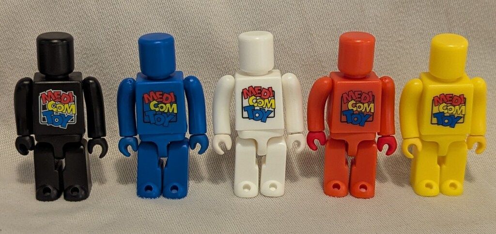 100%正規品 MEDICOMTOY KUBRICK キューブリック5体セット/100%東京おもちゃ コレクション