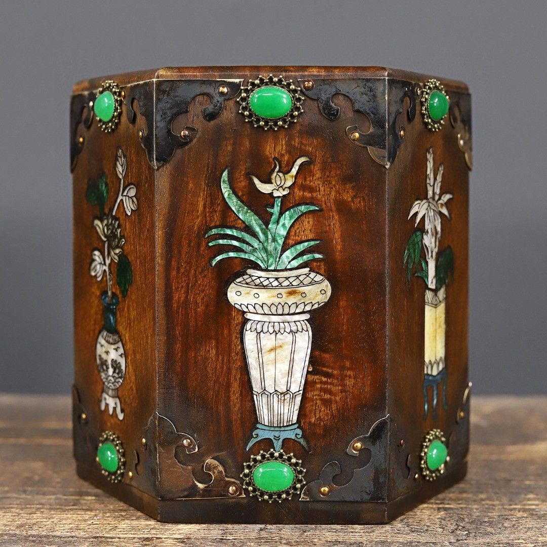 現代工芸品