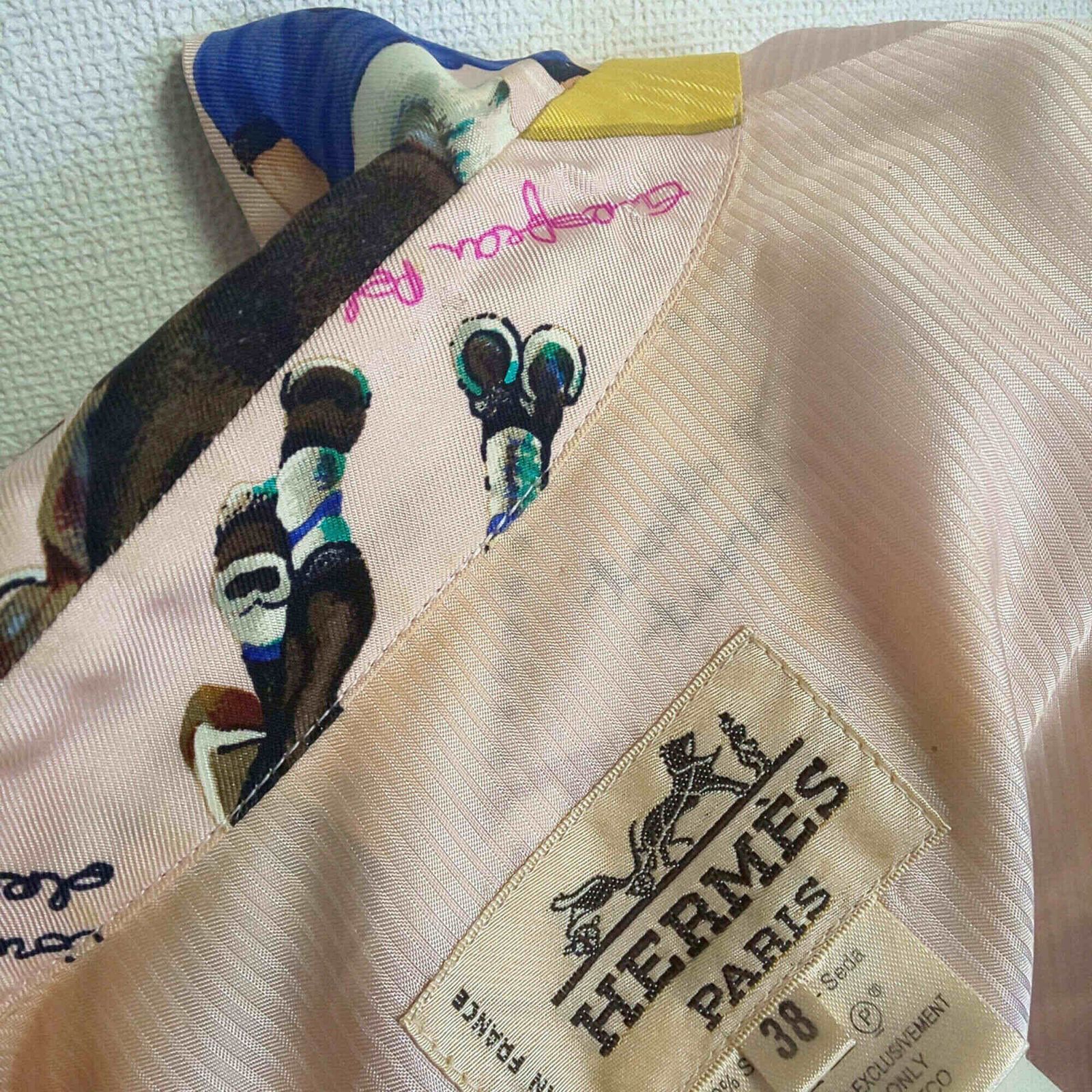 HERMES エルメス ベスト ジレ 馬柄 ホース 薄手 ボタン 903A-07 HERMES エルメス レディース シルク ベスト ジレ 乗馬