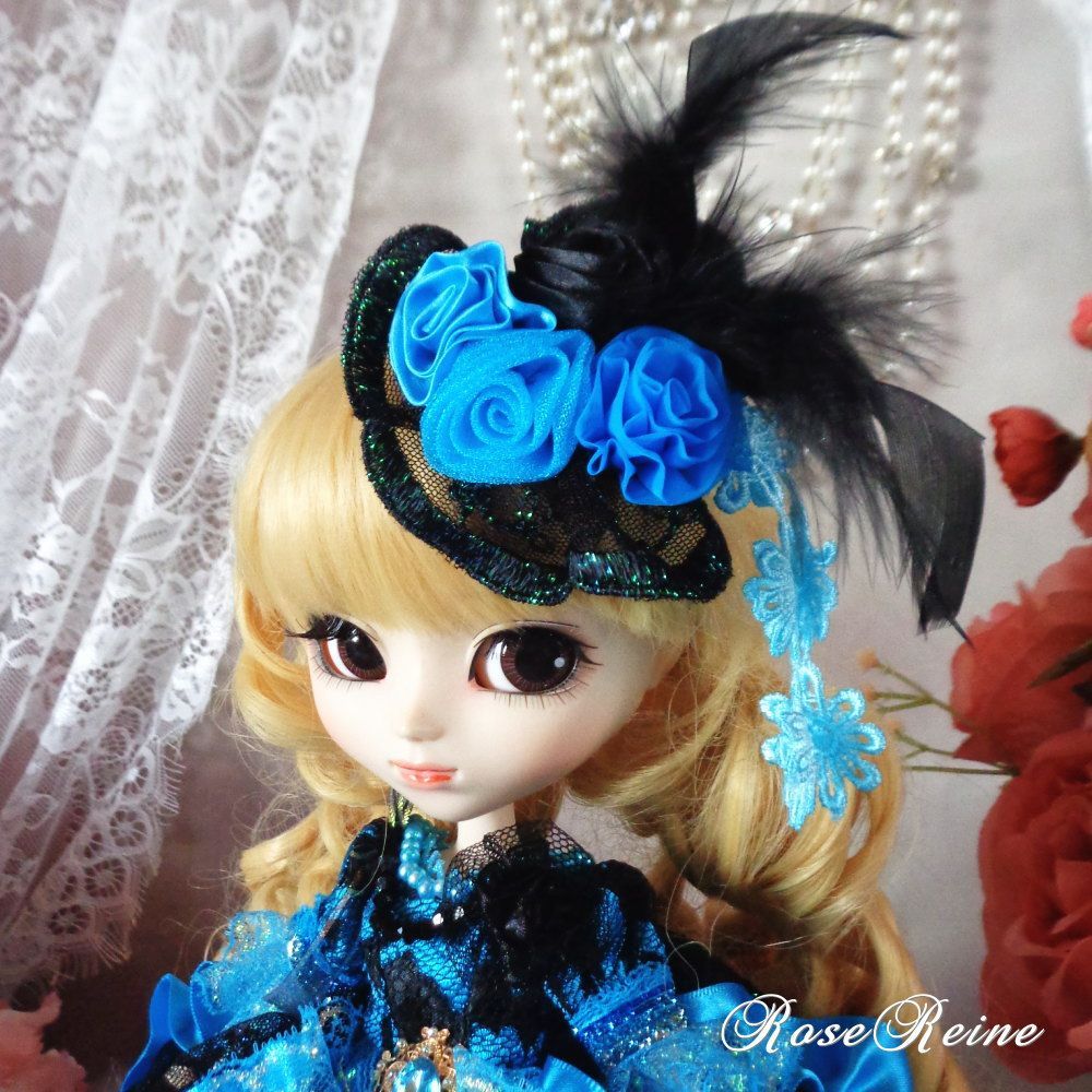 エリザベート王妃 煌めきのトルコブルー＆ブラックのバブルフォルムドールドレス エリザベート王妃 煌めきのトルコブルー＆ブラックのバブルフォルム