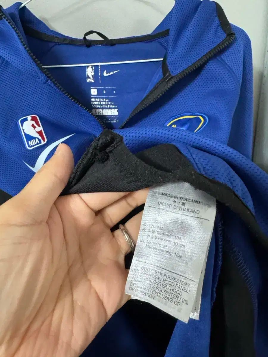 NIKE ナイキ NBA ゴールデンステート ウォリアーズ 100 サーマ フレックス フード付きジップアップ