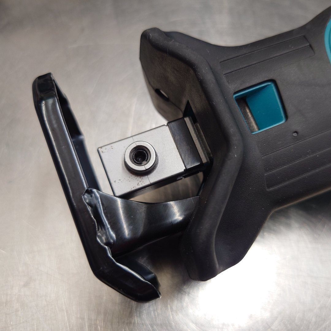 Makita マキタ 18V充電式レシプロソー JR184DZ 別売バッテリー 