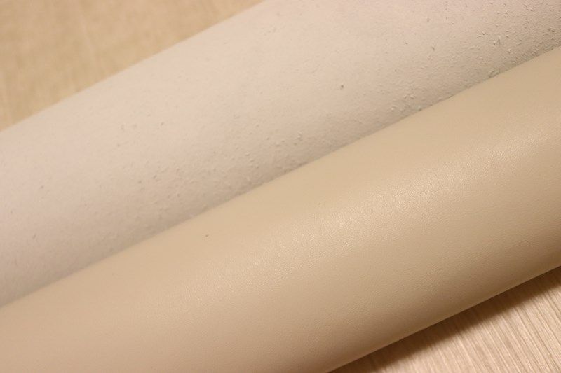 アイボリー 170ds クロム革 牛革 国産 レザー スムース加工 半裁 一枚革 レザークラフト 革 皮 本革 diy 生地 材料