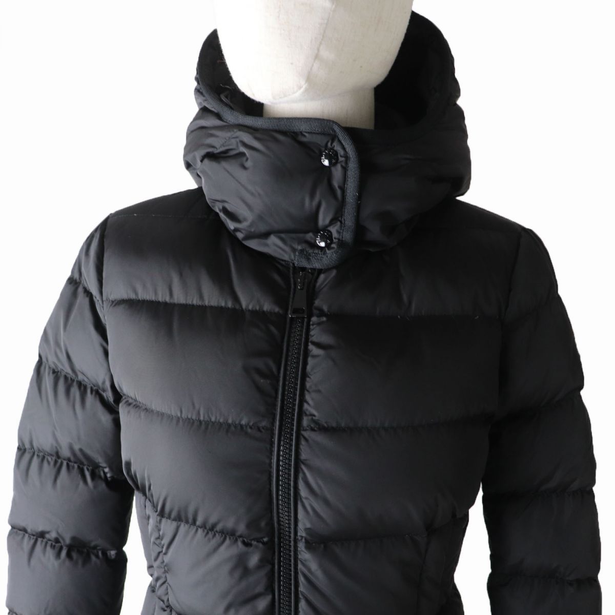 極美品☆国内正規品 MONCLER モンクレール BETULA ベチュラ ロゴ