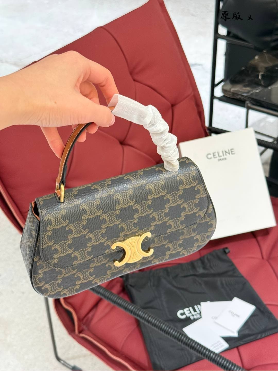 【もこもこ♡】CELINE ティーン ローラ 綺麗なアイスブルー♡】ティーン CELINE ローラ (CELINE