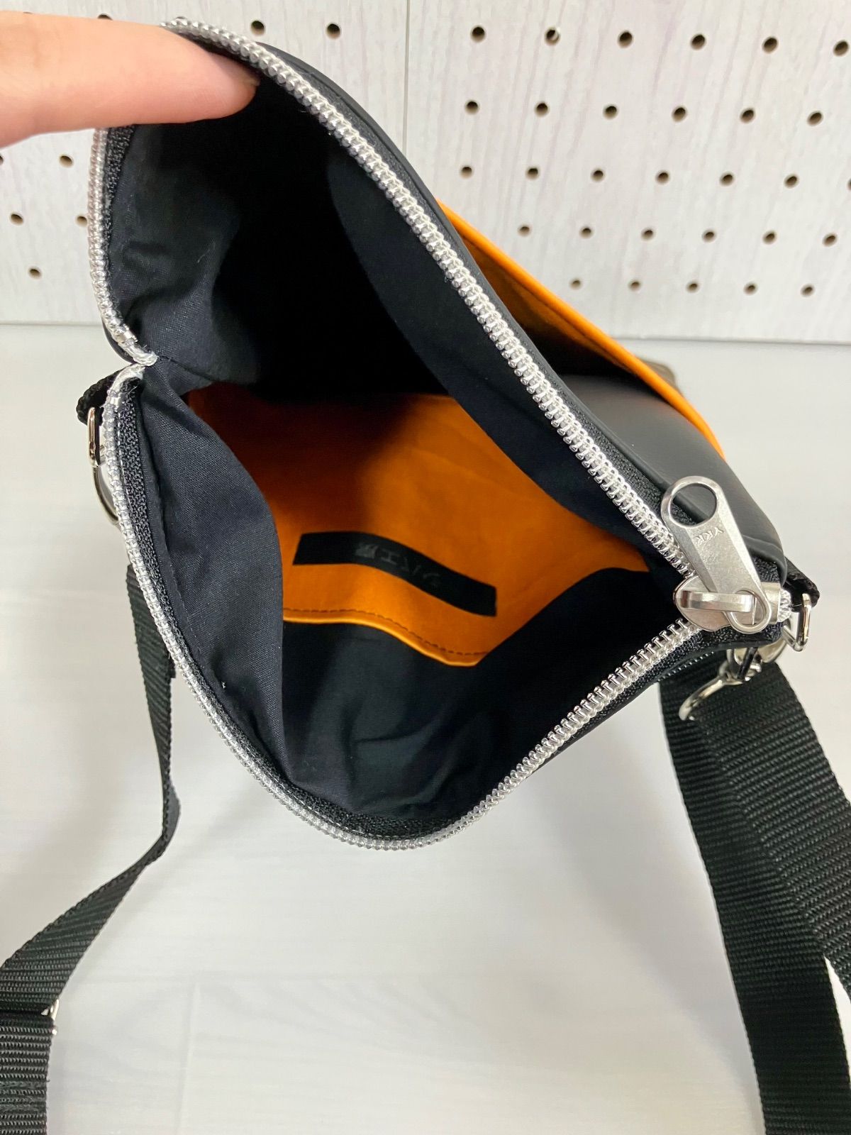 ららみぃ様専用ページコヤンイサムチョンシャカシャカポーチ2点 みぃ～み様専用 コヤンイサムチョン パッチワーク シャカシャカポーチ