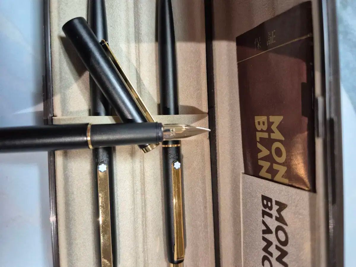 ヴィンテージ Montblanc（モンブラン） ノブレス ブラック カラー 