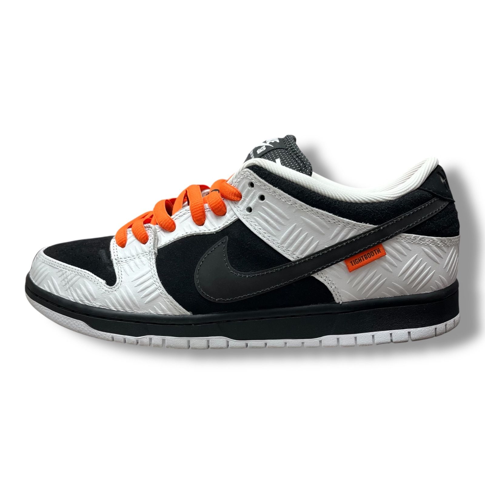 国内正規 TIGHTBOOTH NIKE SB Dunk Low Pro QS Black and White
