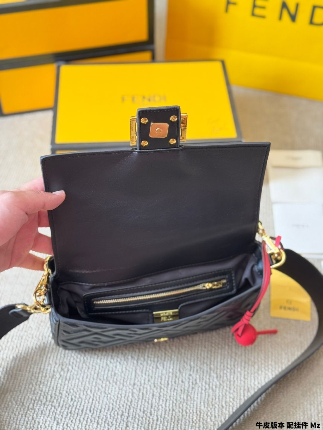 フェンディ FF プレート ミディアム バゲット バッグ バゲット チェーン ミディ レザー ブラック | Fendi