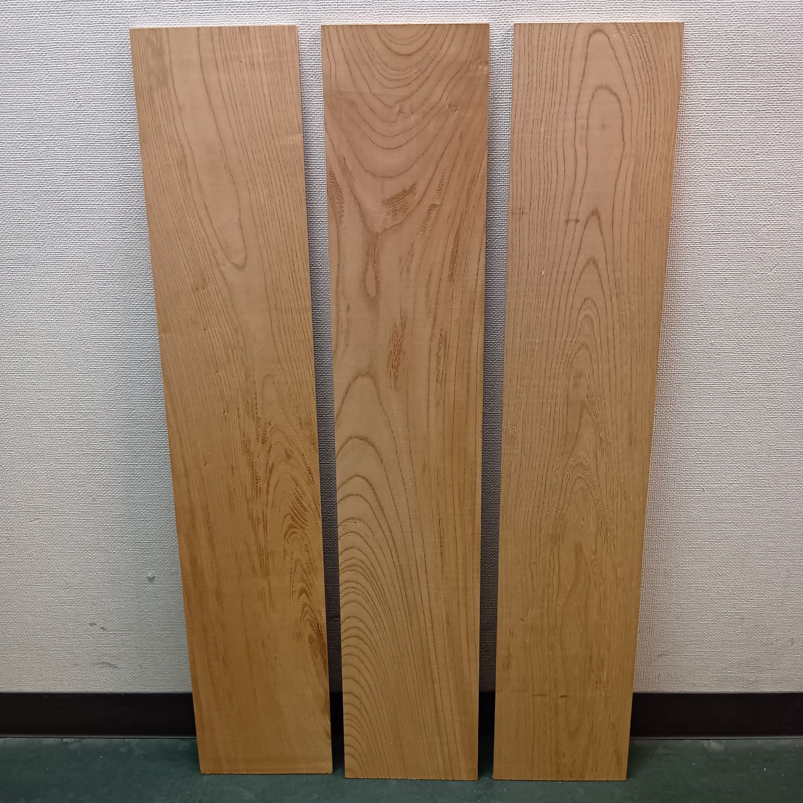 ケヤキ 欅 90㎝ 3枚 一枚板 無垢板 木材 ショップ 棚板 DIY