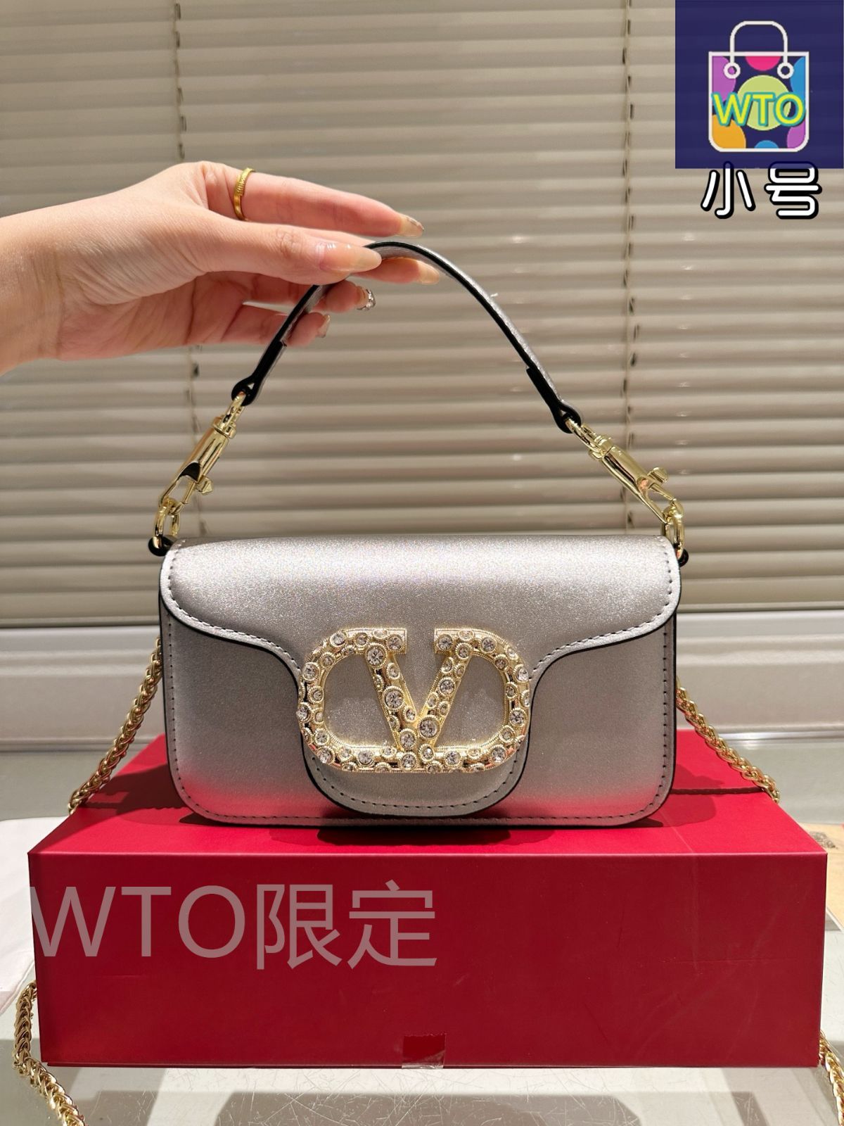 今日特価】VALENTINO GARAVANI LOC? ショルダーバッグ-WTO輸入1