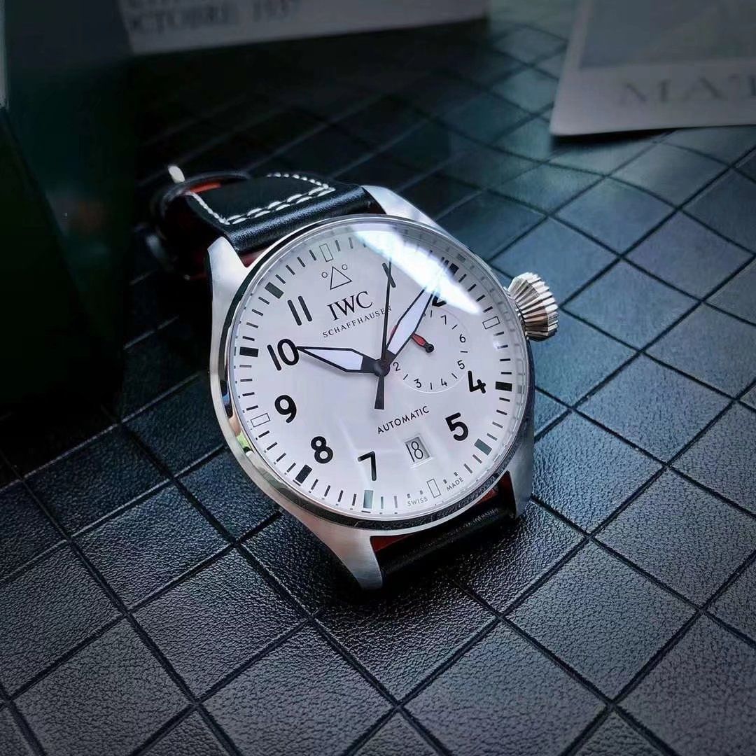 44mm｜リトルプリンス×自動巻き機械式｜