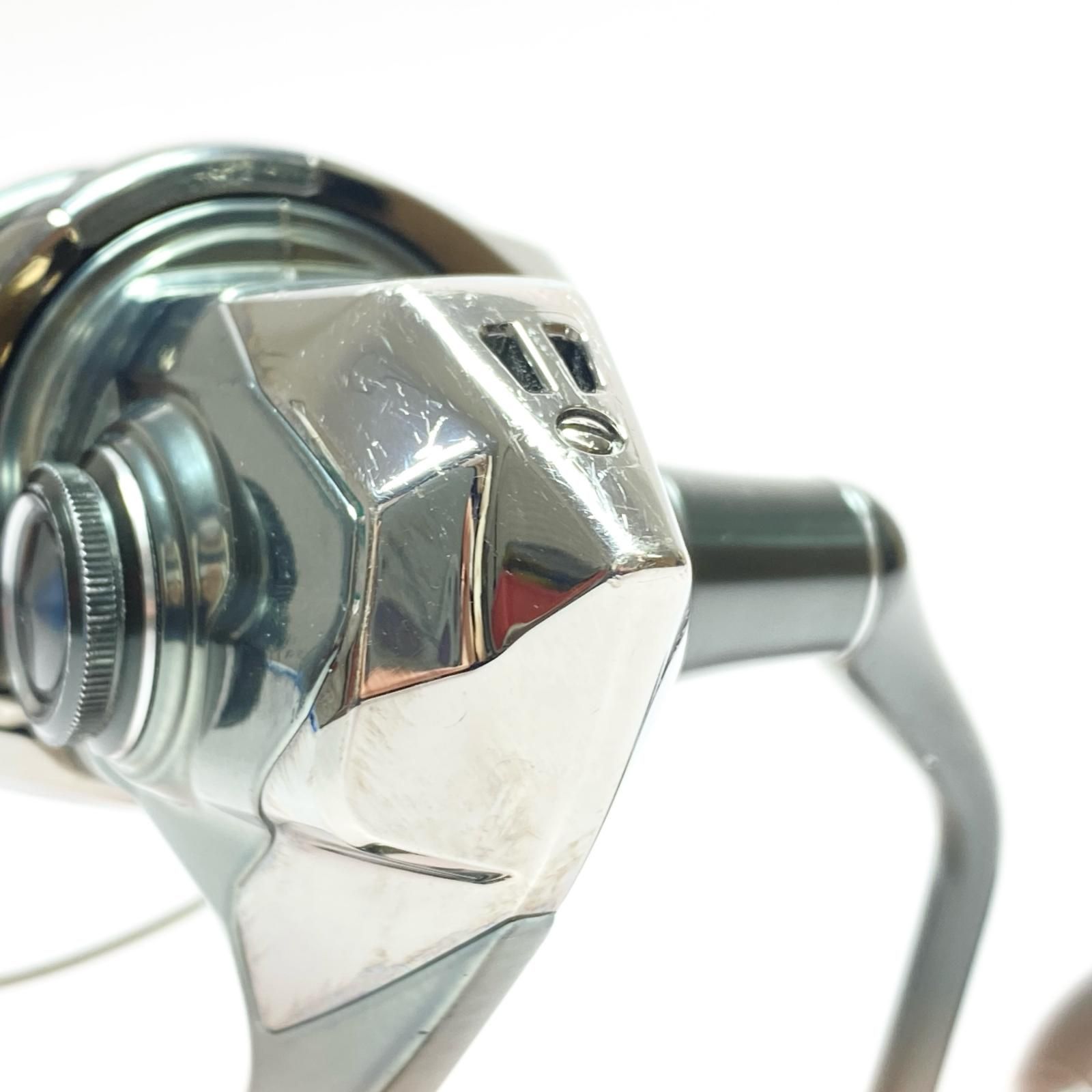 SHIMANO - §§SHIMANO シマノ スピニングリール 22ステラ C5000XG キズ有 程度B 043979 SHIMANO シマノ スピニングリール 22ステラ C5000XG キズ有 程度
