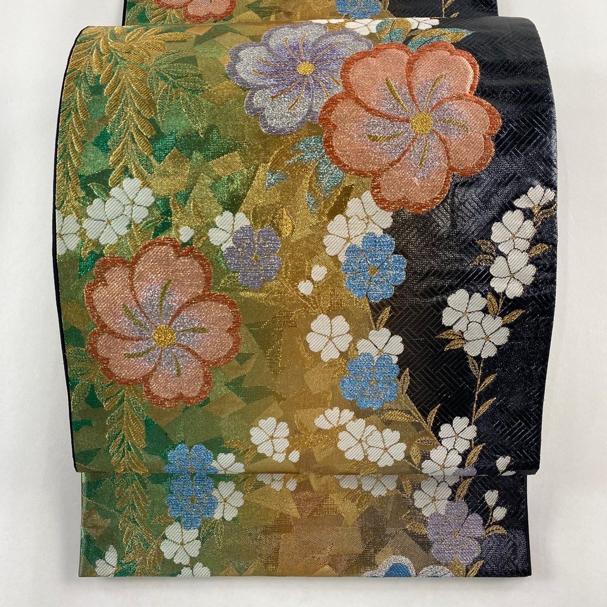 袋帯 美品 秀品 桜 幾何学 箔 金糸 黒 六通 正絹 【中古