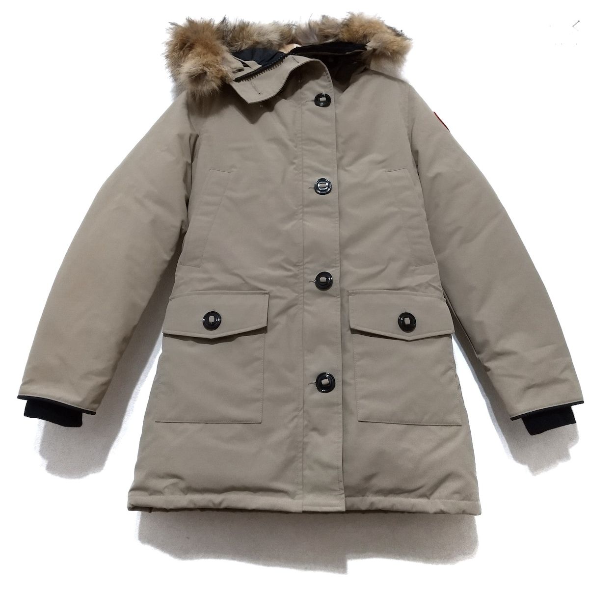 CANADA GOOSE(カナダグース) ダウンコート サイズS レディース美品 - 2603JL ベージュ 長袖/コヨーテ/冬 - メルカリ