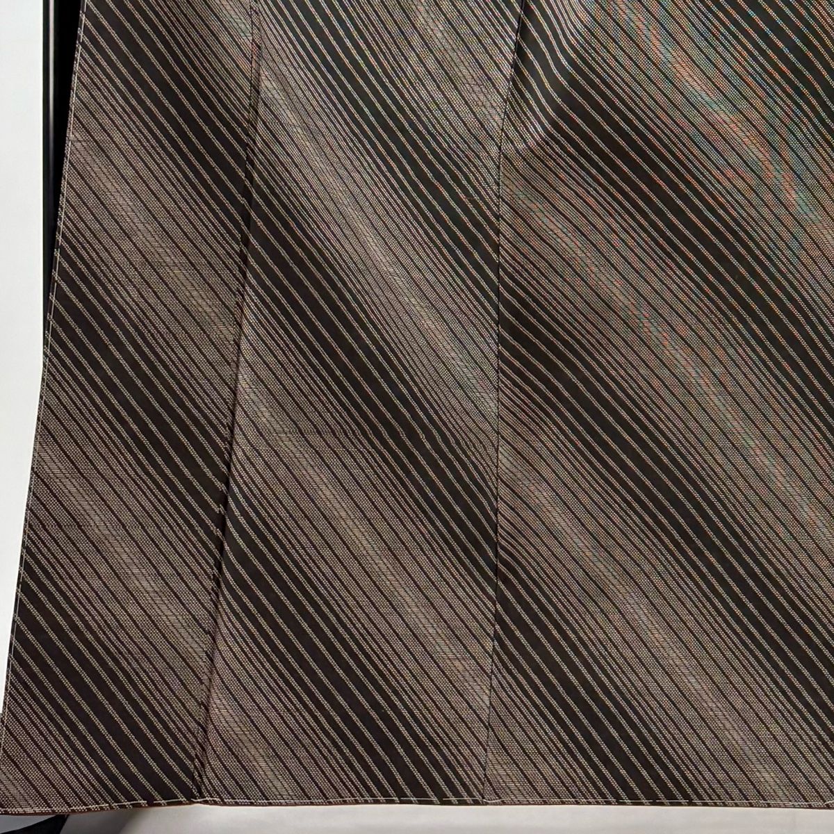 大島紬 身丈165cm 裄丈69cm L 袷 純泥染 証紙 斜縞 焦茶色 正絹 美品  