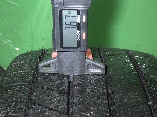 スタッドレス 22年製