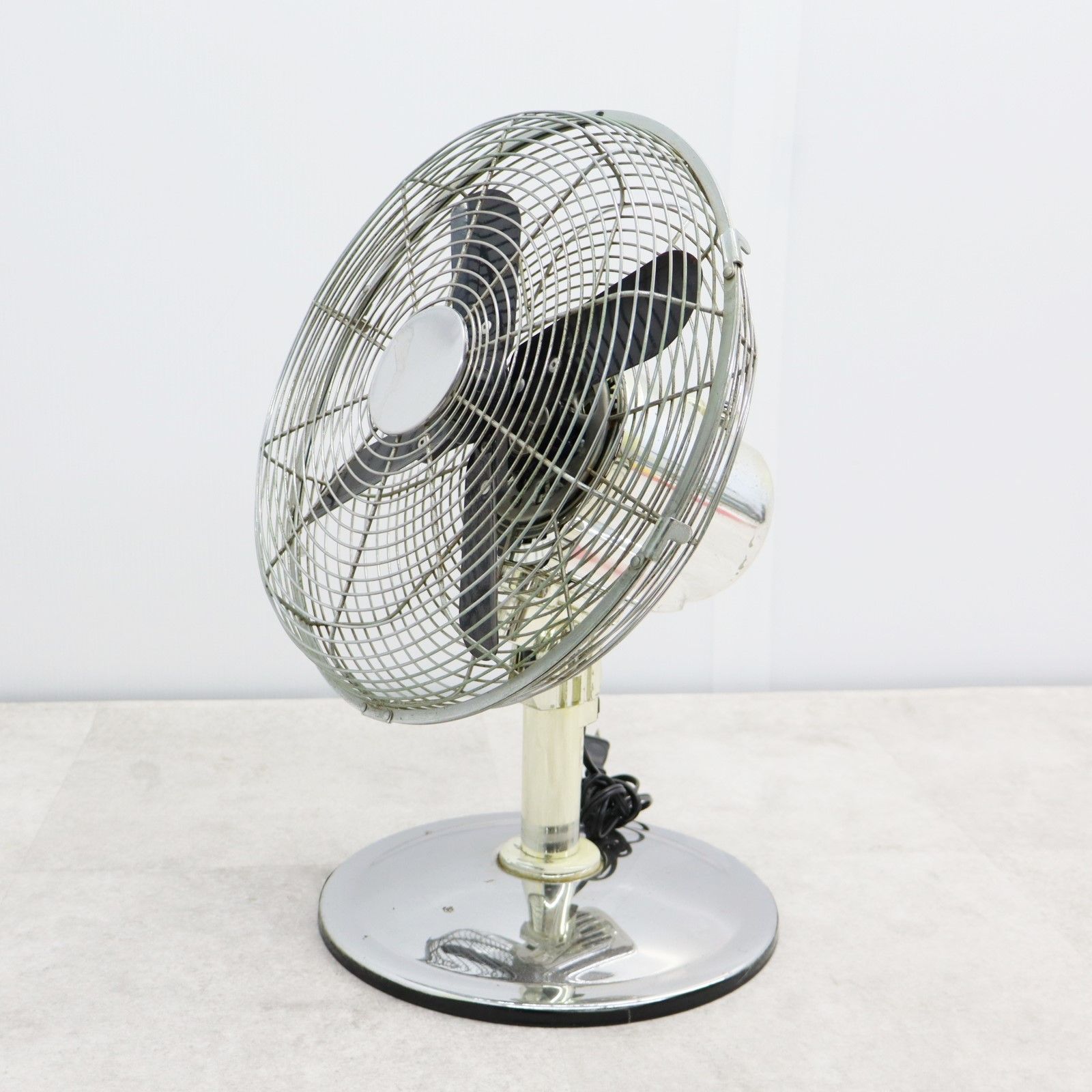▽中古 ｜卓上 メタル扇風機｜ドウシシャ FIM-353 コンパクト