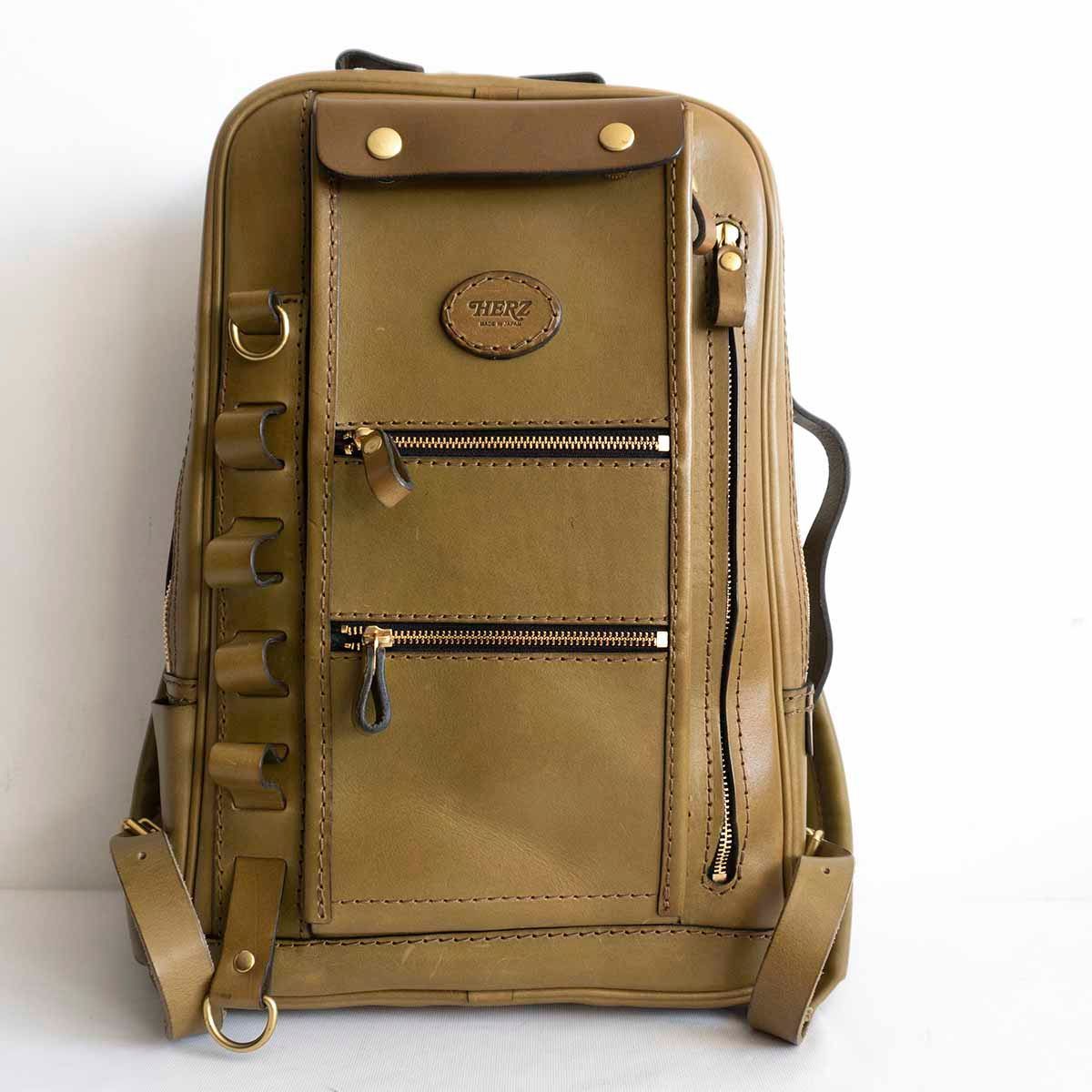 【美品】 HERZ 【2wayスクエアリュック(R-66)】グリーン リュックサック バックパック 鞄 ヘルツ  25020688