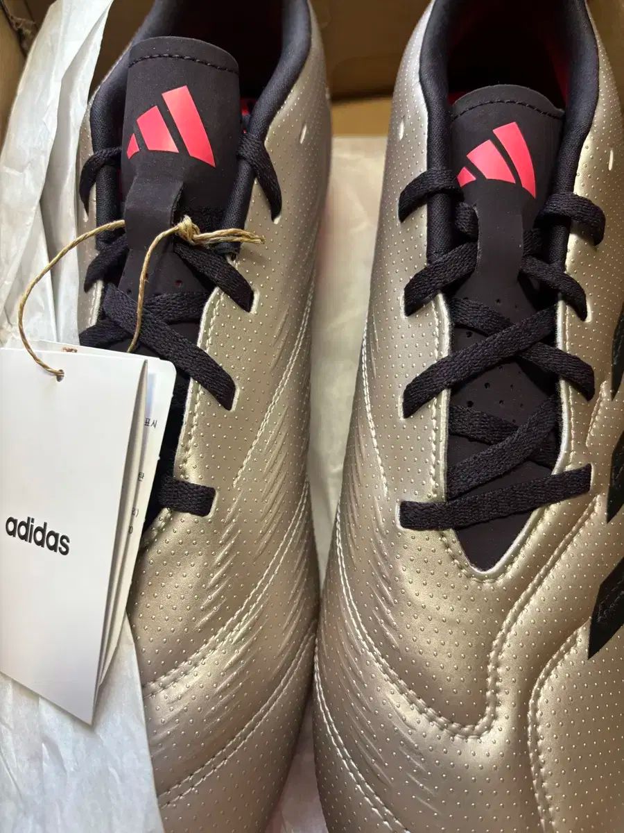 Adidas/アディダス】サッカー スパイク プレデターLZ2 adidas