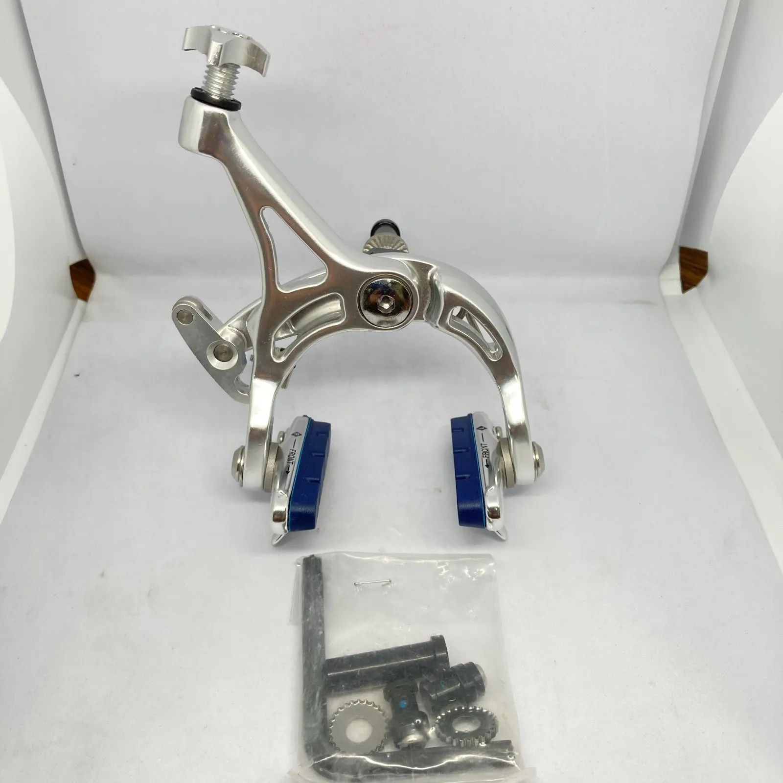 ディズナ　アルミニウム キャリパーブレーキ シルバー 訳あり」Dixna（ディズナ）バンテージブレーキモア フロント