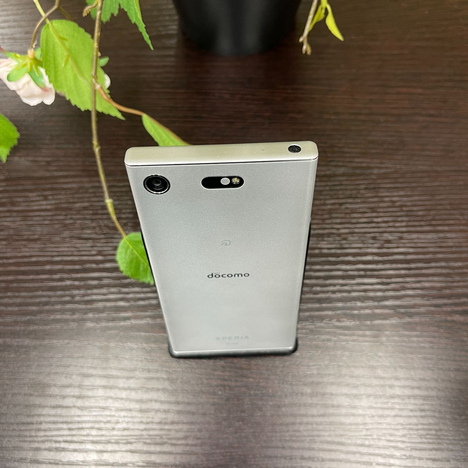 SIMフリー Xperia XZ1 Compact 32GB 172F ブラックの通販はau PAY