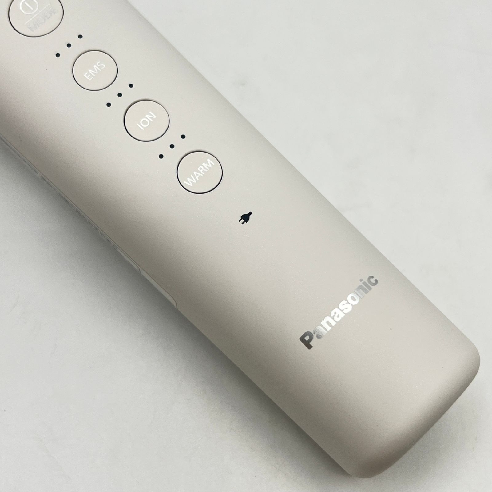 新品未使用☆Panasonic IonBoost 美顔器 本体 充電器付き ヨドバシ.com - パナソニック Panasonic イオン美顔器 IONBOOST