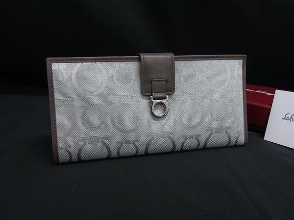 Salvatore Ferragamo フェラガモ ガンチーニ キャンバス×レザー 二つ折り 長財布 ウォレット グレー系 BL7785