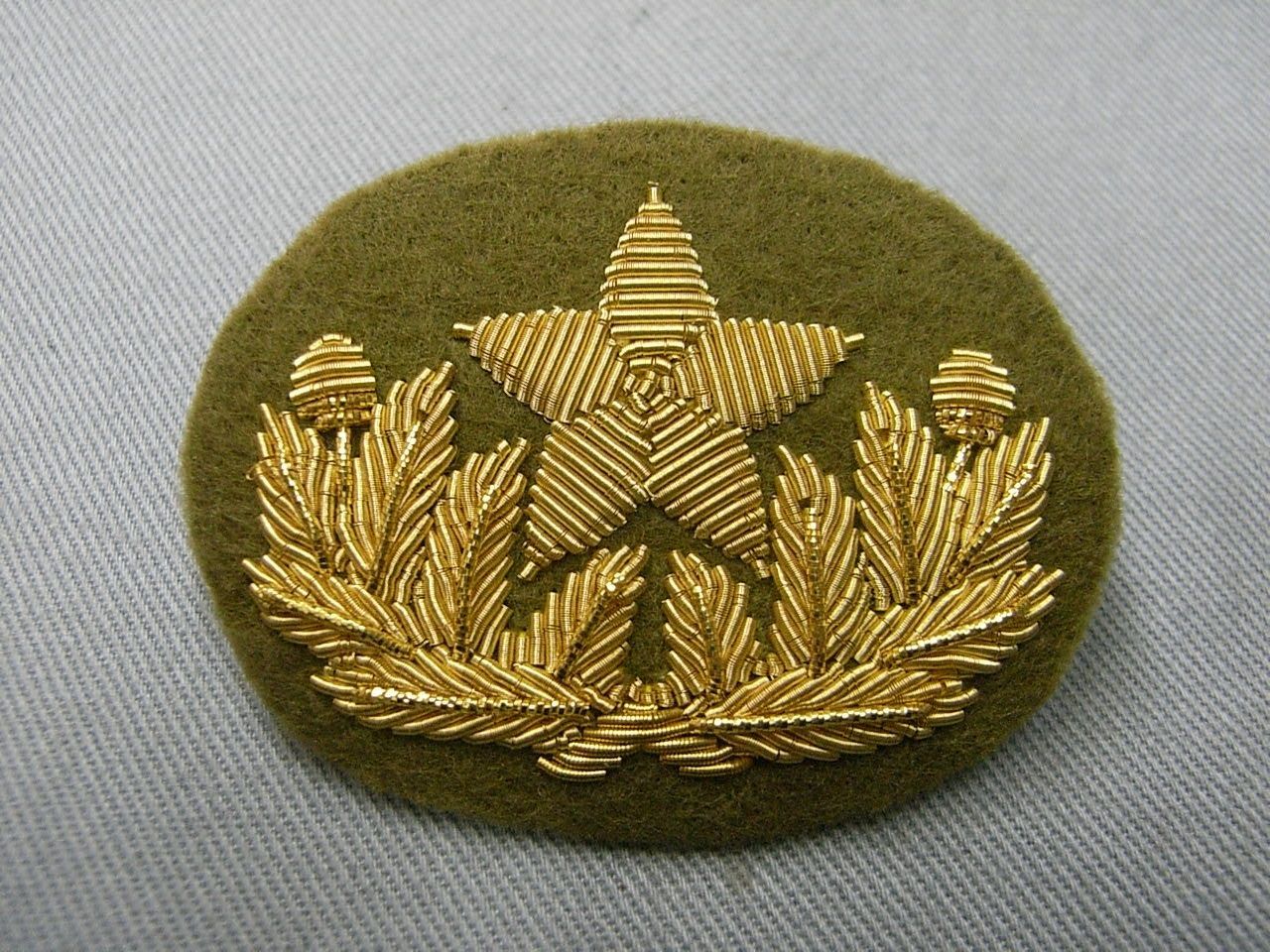 近衛将校　略帽章金モール手刺繍新品