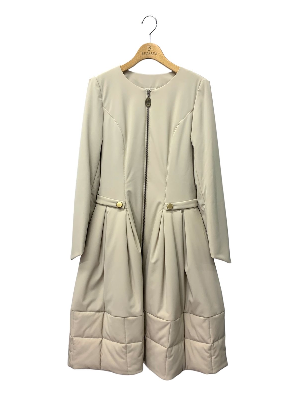 フォクシーブティック コート レイニーレディロング 29474 38 ベージュ