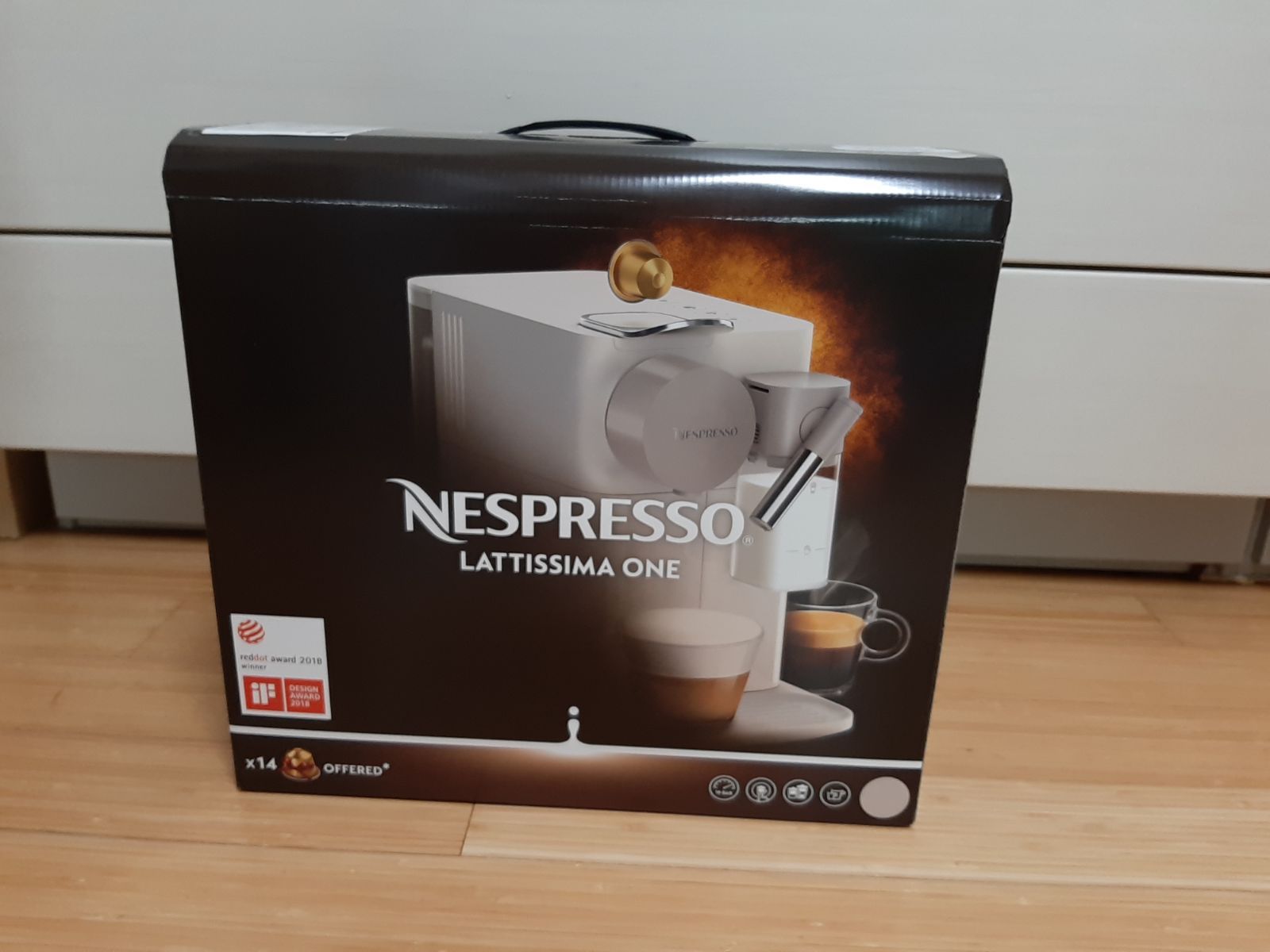 Nespresso ラティシマワン F111-WH-W - メルカリ