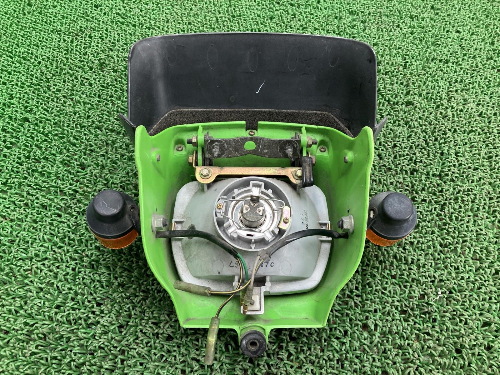 Dトラッカー KLX250 ライトカウル 黒/緑 110-40139 カワサキ 純正 中古