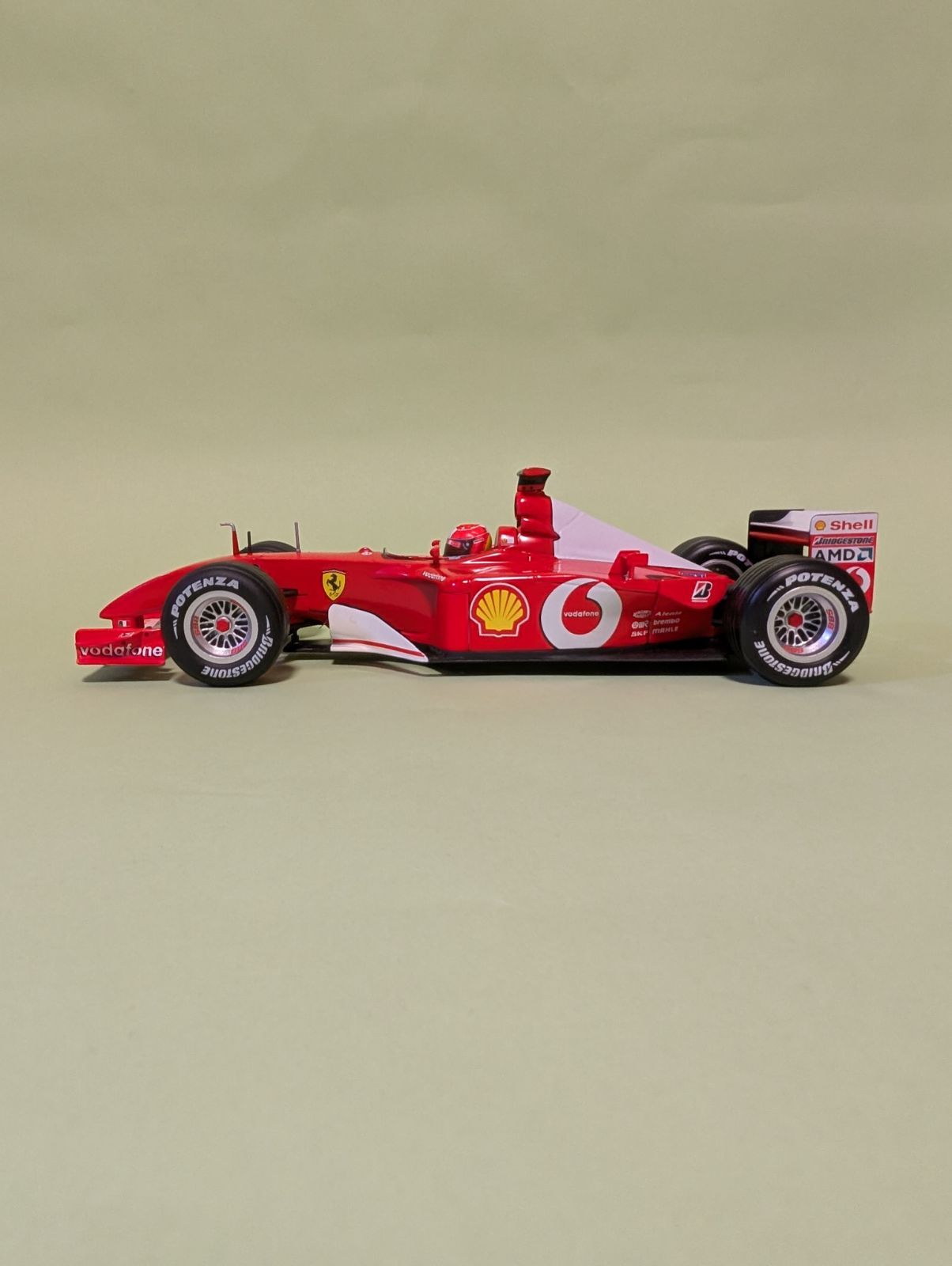 2002年序盤戦限定マシン 1/18 マテル フェラーリF2001 2002年モデル