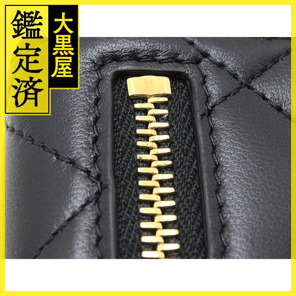 シャネル クラシックスモールフラップウォレット