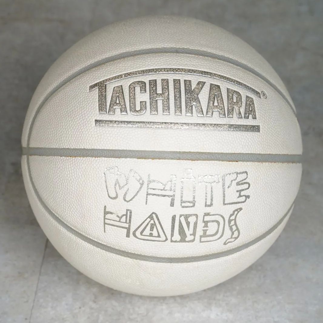 ソレイユタチカラ　ホワイトハンズ 光を反射するリフレクティブ素材を採用したWHITE HANDSが11月13