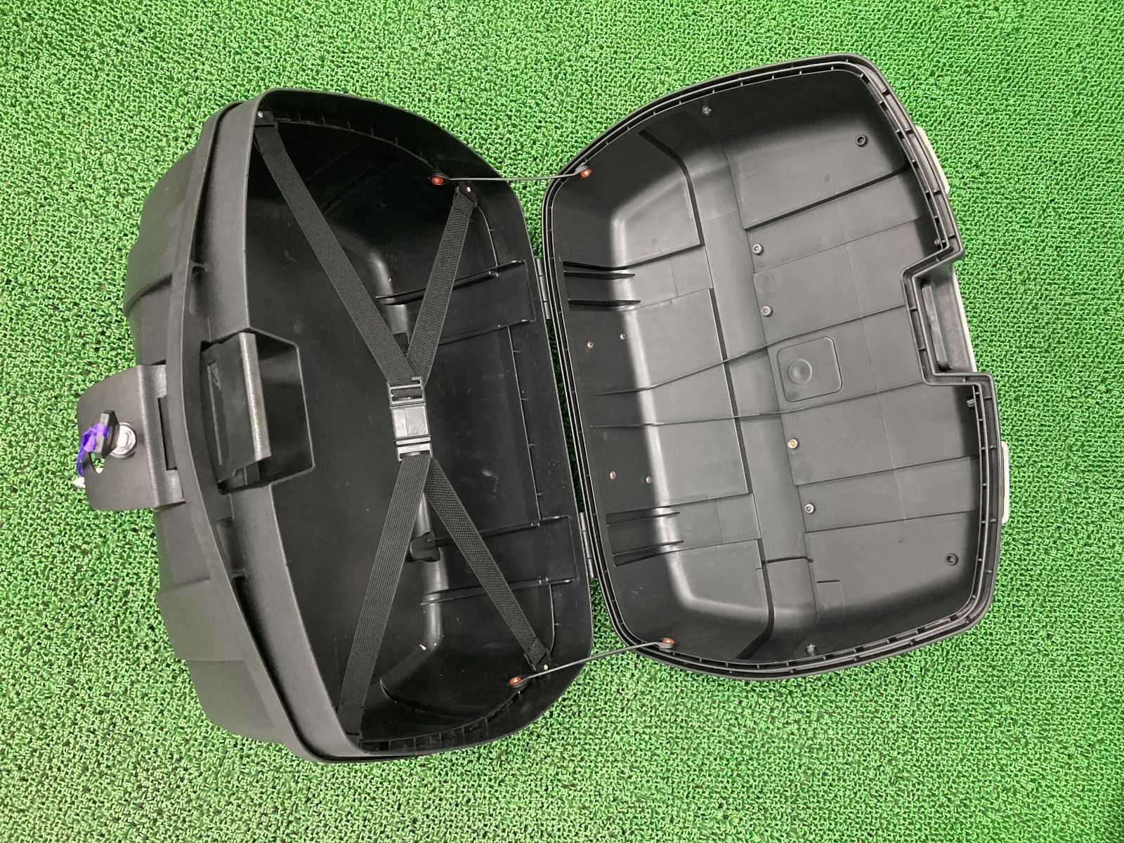 モトボワットBB リアボックス バイク トップケース 45L 大容量 終了モトボワットBB バックレスト付 ブレーキパッド ヤマハ XS400C 400cc 1981年 入数：1キャリパー分(2枚) フロント 2輪 APMB215