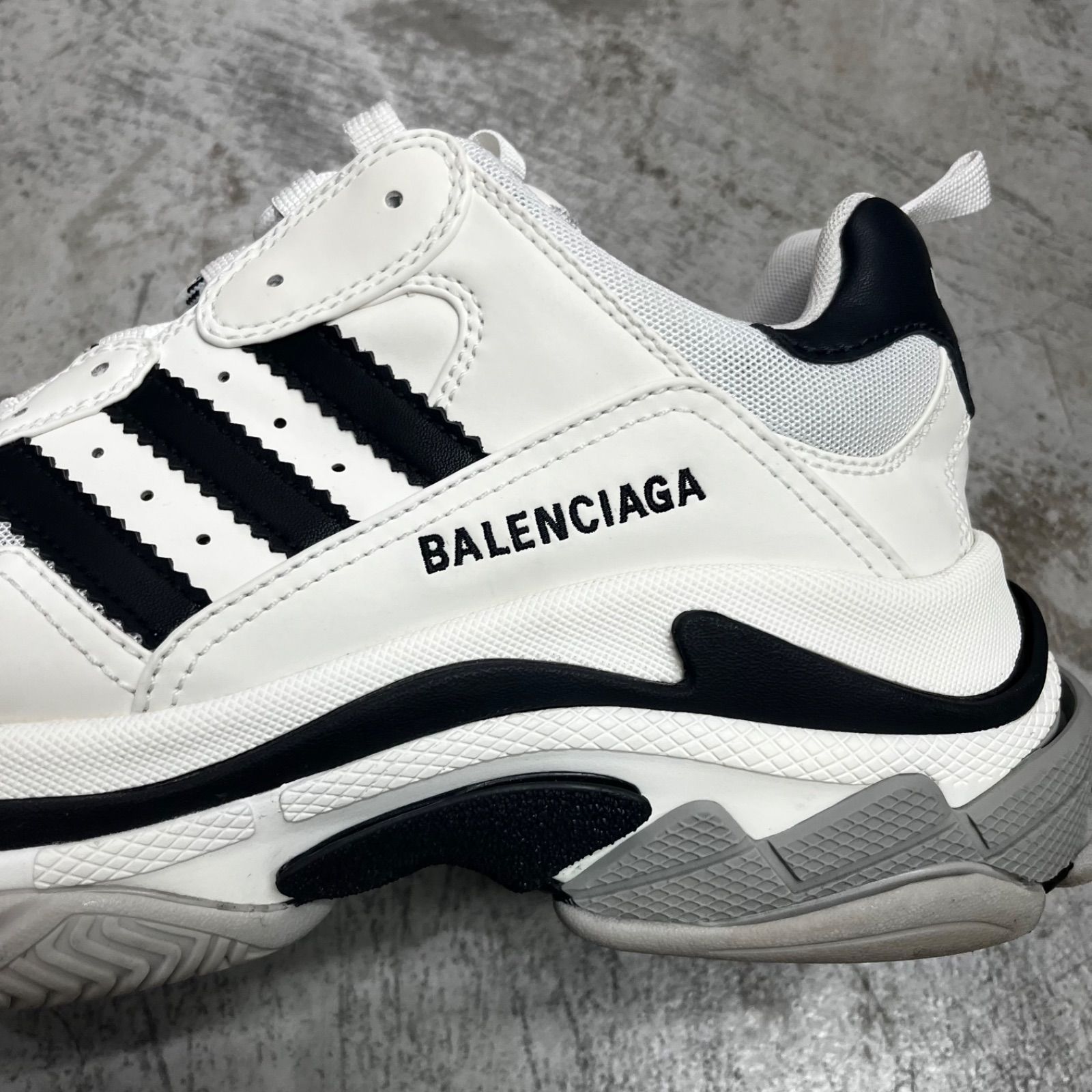 BALENCIAGA × adidas TRIPLE S コラボ トリプルS トレーナー