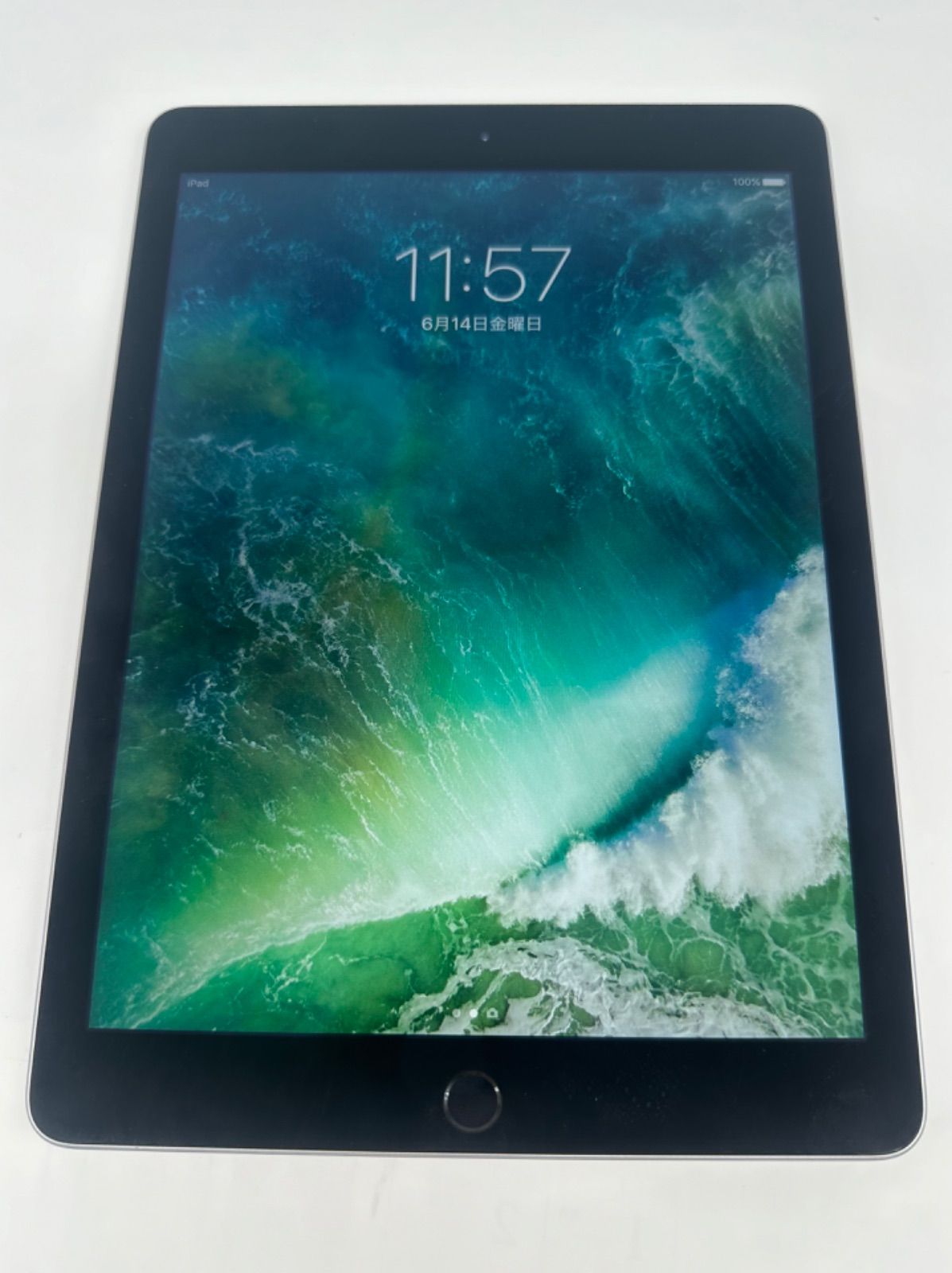 Apple iPad Air 2 Wi-Fiモデル 128GB　A1566　スペースグレイ　中古-良い　バッテリー良好