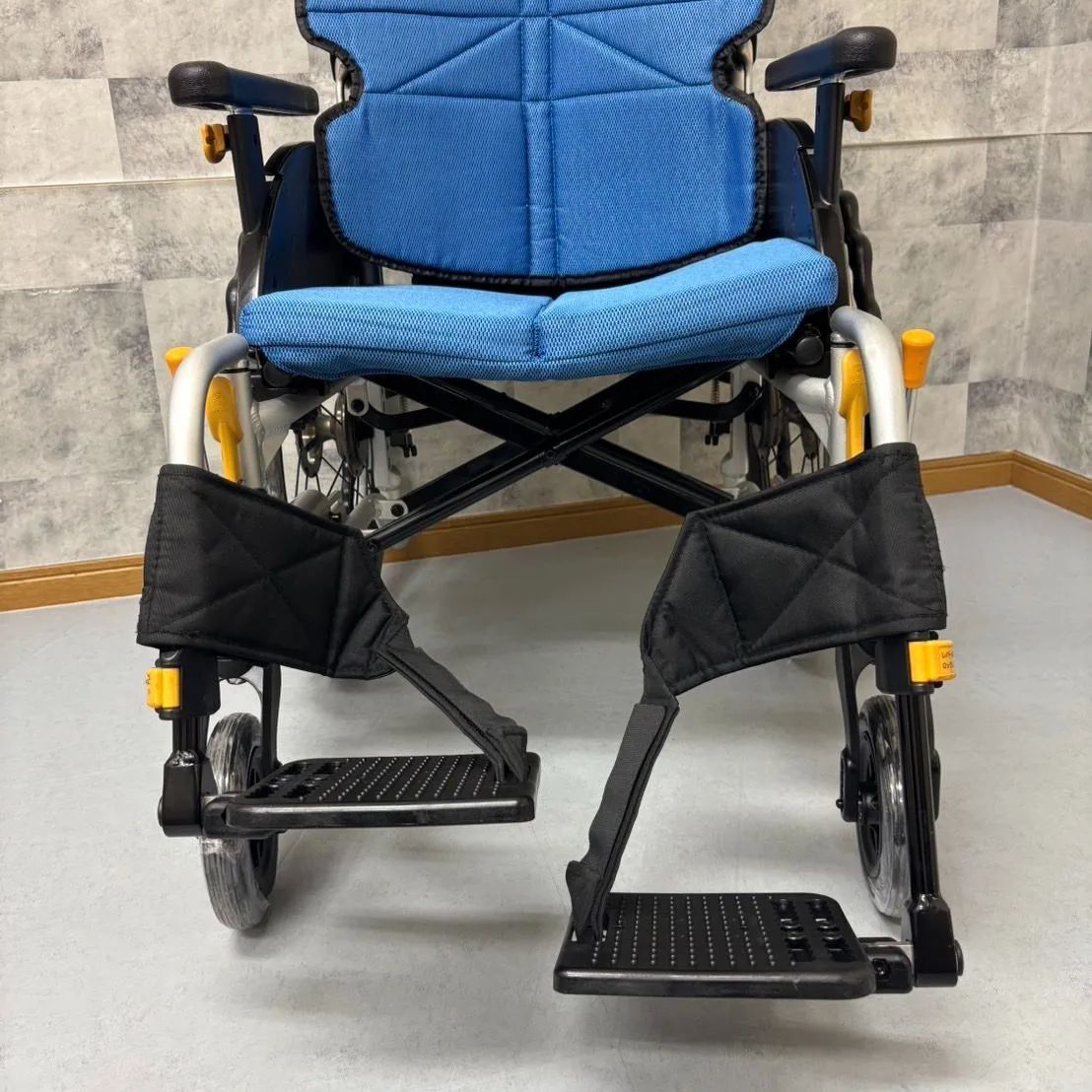 NEXT-50B 松永製作所 ネクストコアシリーズ  ミニモ  自走式車椅子 ノーパンクタイヤ  MATSUNAGA 中古 介護用品