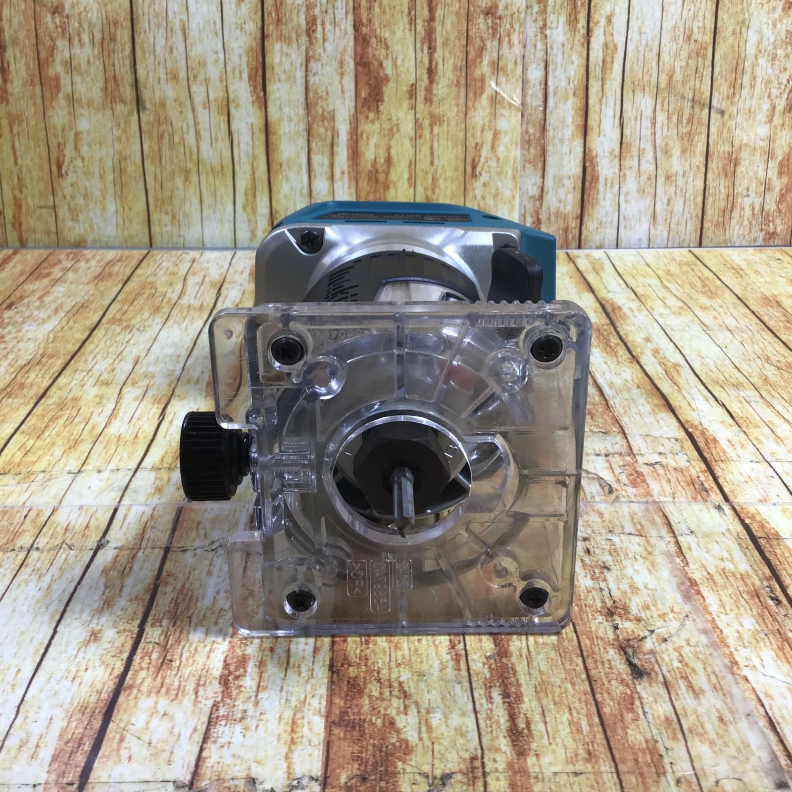 makita コードレストリマー