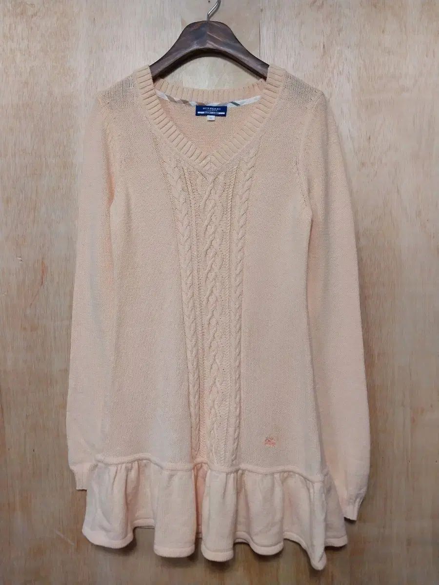 美品】バーバリー BURBERRY LONDONニットチュニック バーバリー 美品】バーバリー BURBERRY LONDONニットチュニック バーバリー