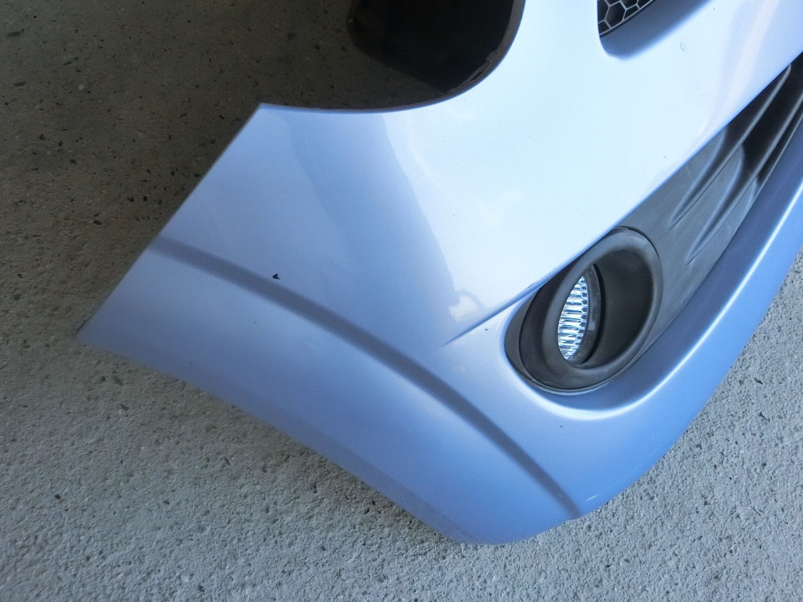 スバル　R2 RC1 フロントバンパー　カラー417 スバル☆R2 RC1 右 リアドア ピスタチオグリーン・オパール／417