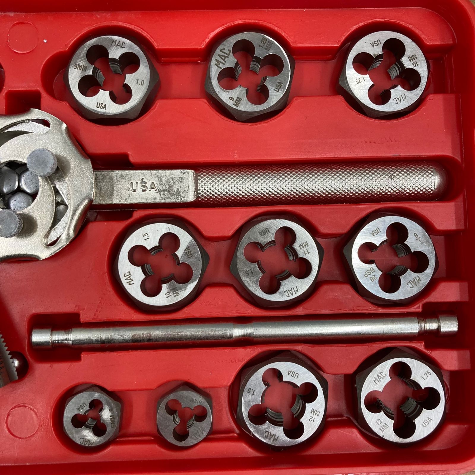 MACTOOLS