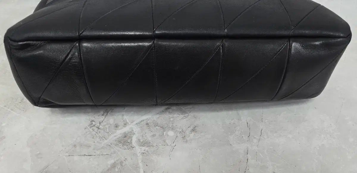 サンローラン ジェイミー