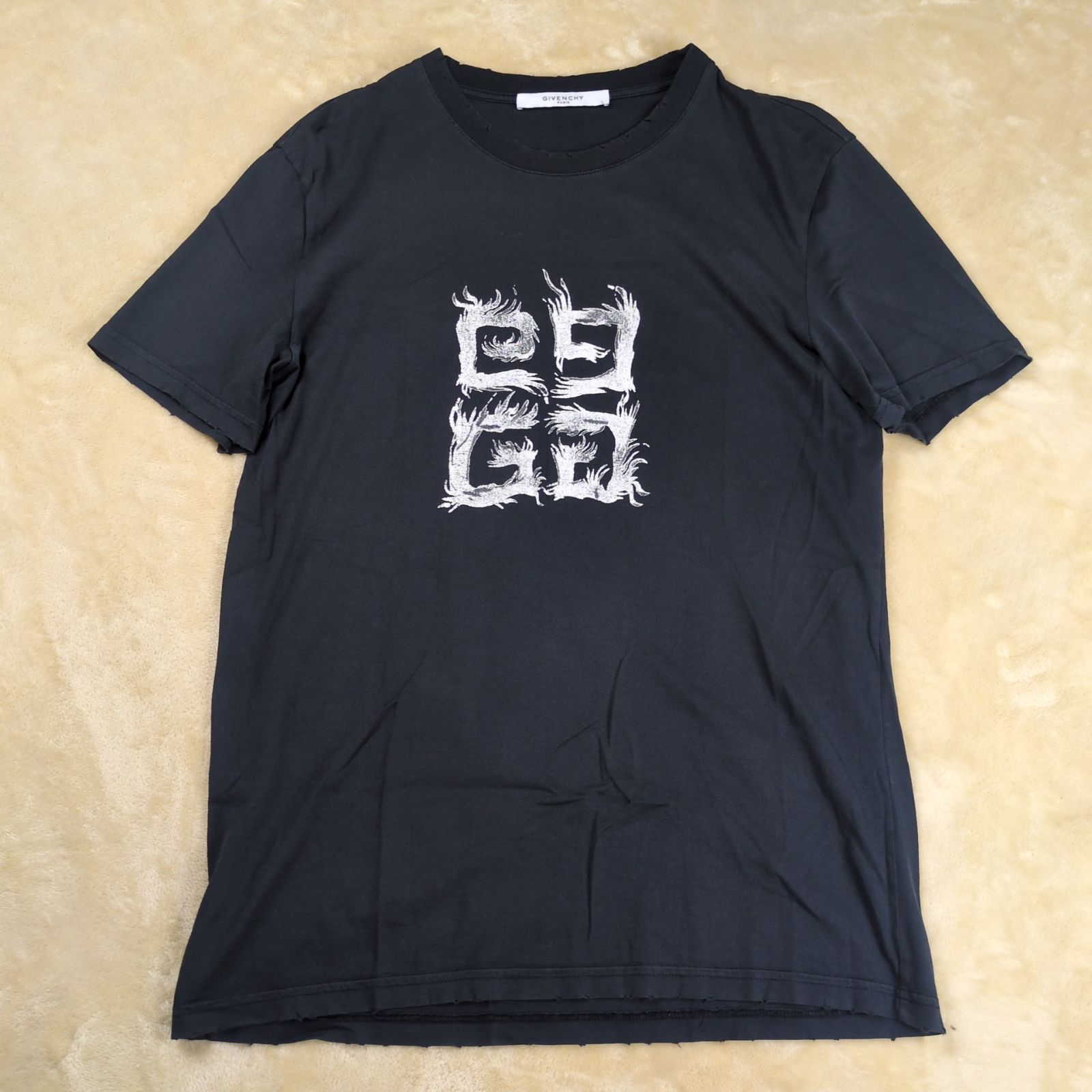 希少】GIVENCHY GGロゴプリント ダメージ加工Tシャツ M - メルカリ 