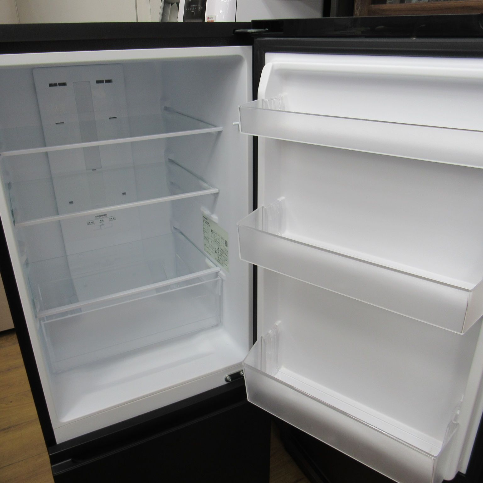 ★中古美品パナソニック2ドア冷凍冷蔵庫NR-B18C1-W 180L 2024年 Amazon | パナソニック 冷蔵庫 幅49.7cm 180L 右開き NR-B18C1-K