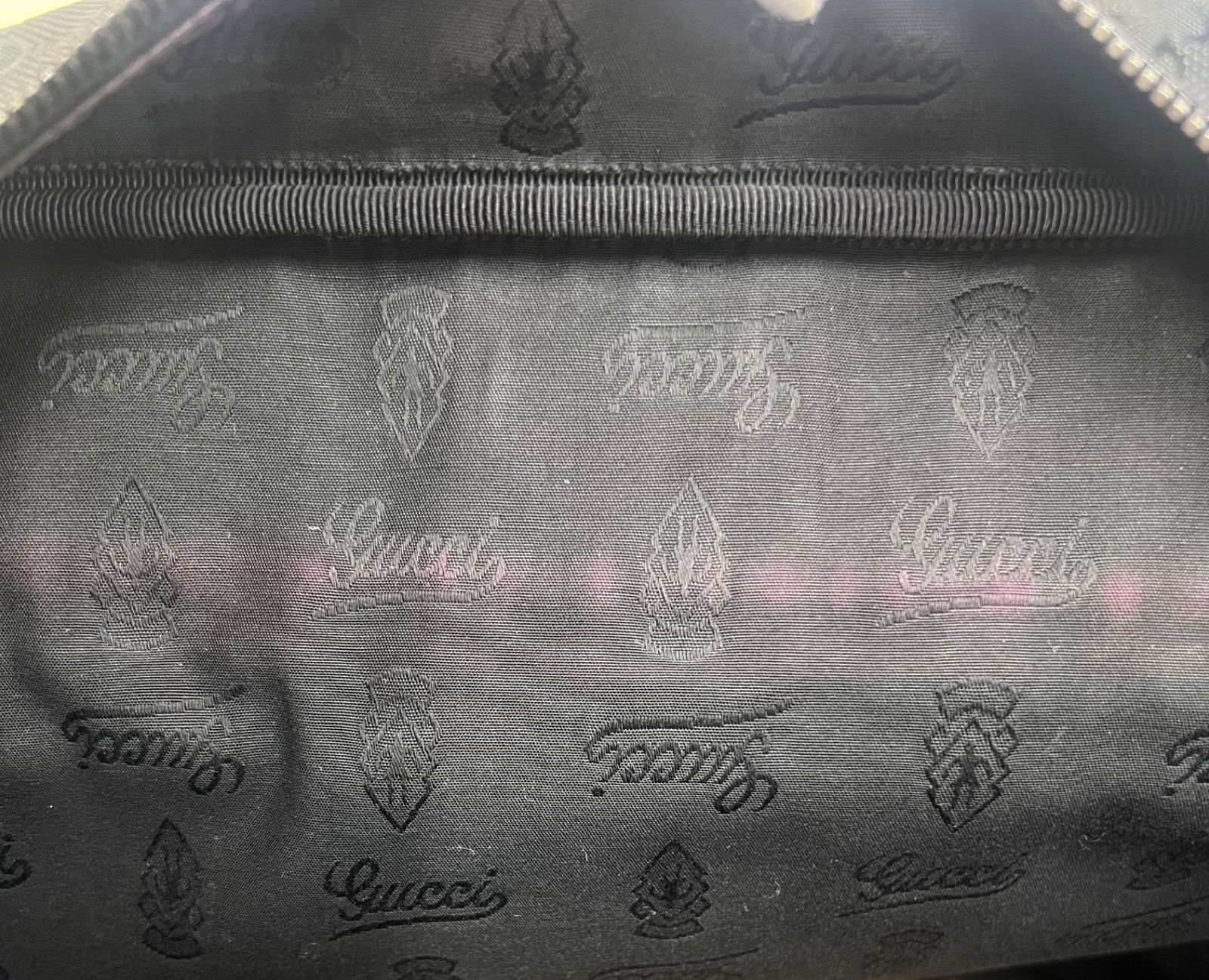 GUCCI グッチ