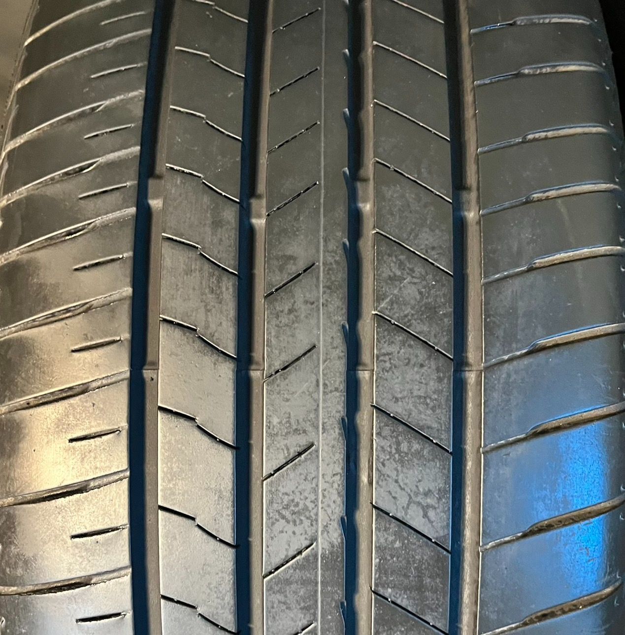 半額多数！ 2020年製 約8〜8.5分山 ブリヂストン BRIDGESTONE レグノ REGNO GR001 225 45R18 2本 h_514 限定価格