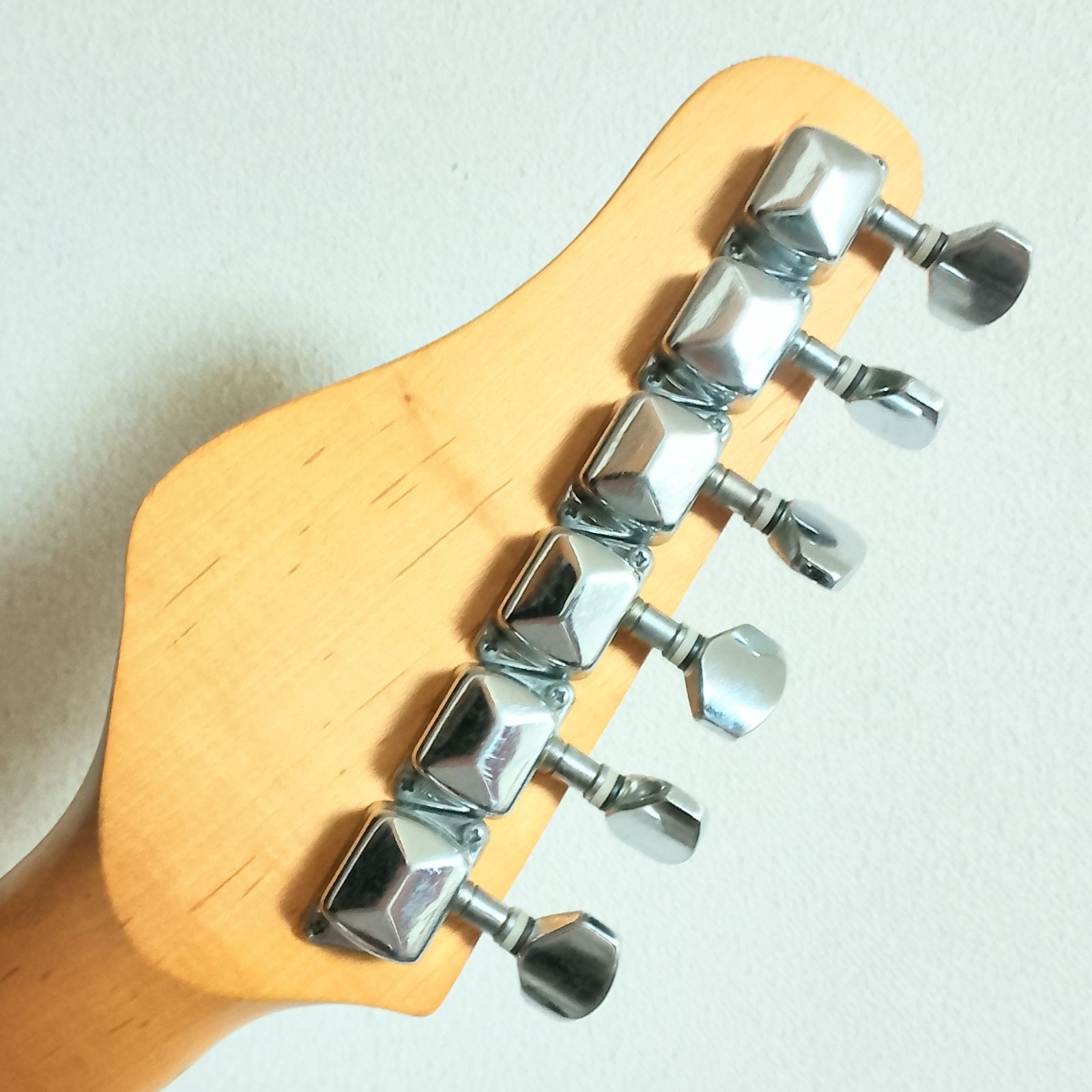 BEHRINGER iAXE393 USB端子付き エレキギター 弦は新品！ ギター