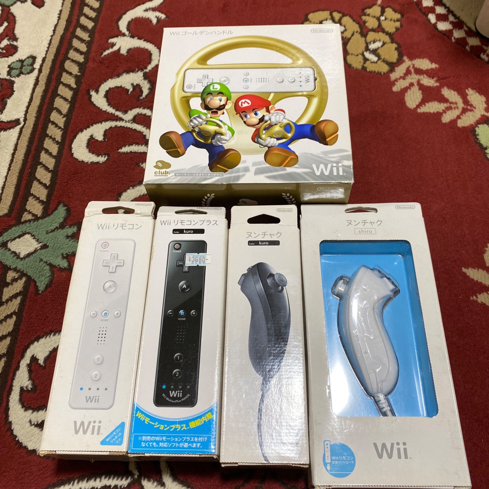 新品未使用品セット】Wiiリモコン黒プラス&白リモコン&ヌンチャク